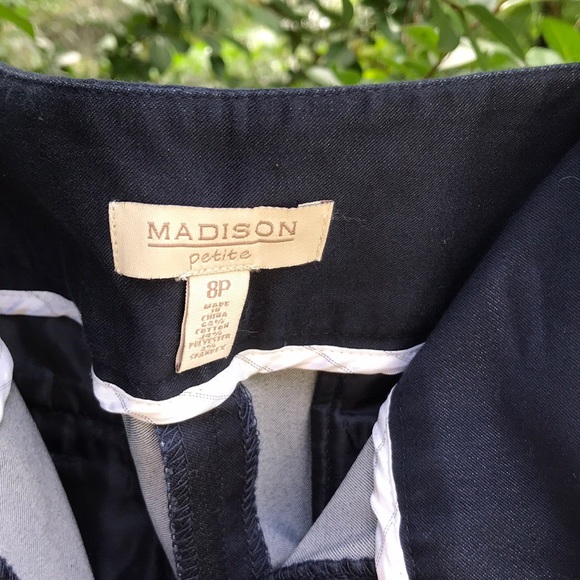 Madison Petite Blue Denim Jean Chambray Capris 8P - Picture 2 of 7